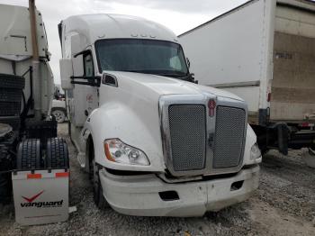  Salvage Kenworth Constructi