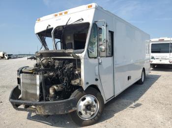  Salvage Freightliner Chassis M