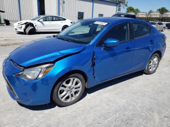  Salvage Toyota Yaris