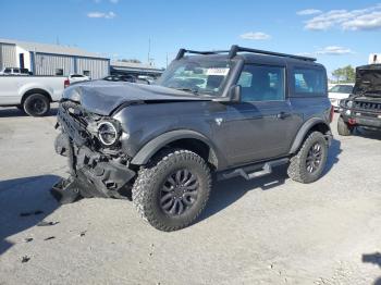  Salvage Ford Bronco