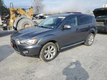  Salvage Mitsubishi Outlander