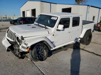  Salvage Jeep Gladiator