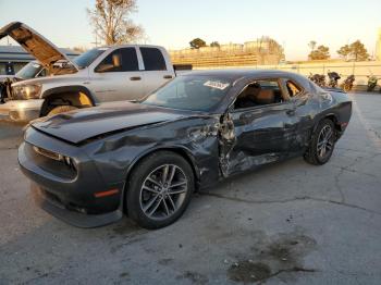  Salvage Dodge Challenger