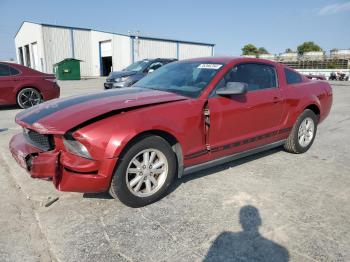  Salvage Ford Mustang