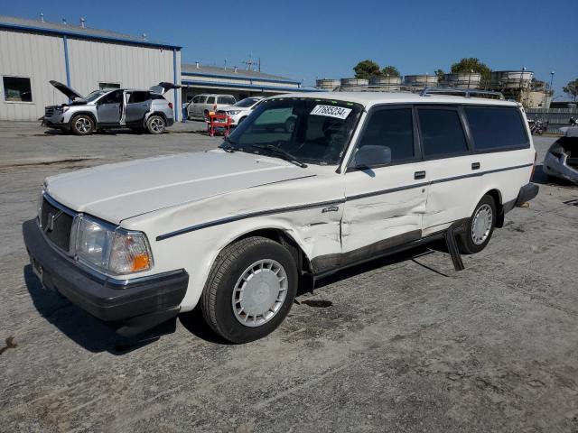  Salvage Volvo 245