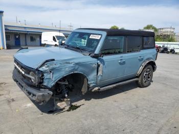  Salvage Ford Bronco