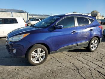  Salvage Hyundai TUCSON