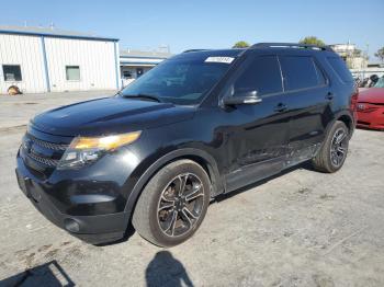  Salvage Ford Explorer