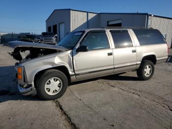  Salvage GMC Suburban