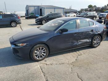  Salvage Mazda 3