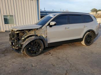  Salvage Kia Telluride