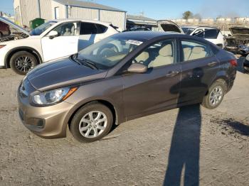  Salvage Hyundai ACCENT