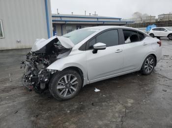  Salvage Nissan Versa