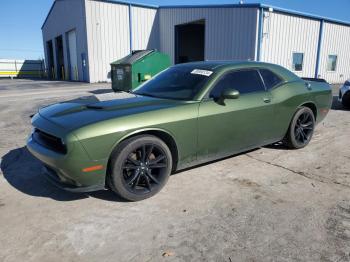  Salvage Dodge Challenger