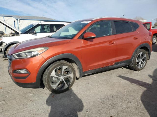  Salvage Hyundai TUCSON