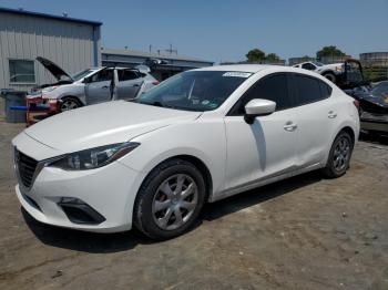  Salvage Mazda 3