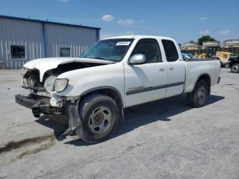  Salvage Toyota Tundra