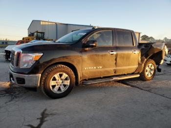  Salvage Nissan Titan