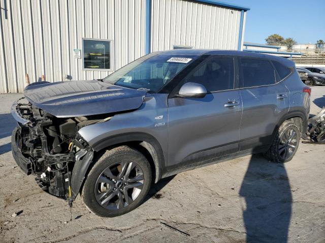  Salvage Kia Seltos