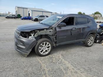  Salvage Jeep Compass