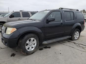  Salvage Nissan Pathfinder