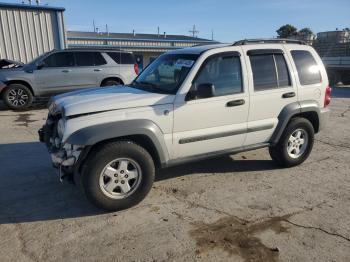  Salvage Jeep Liberty