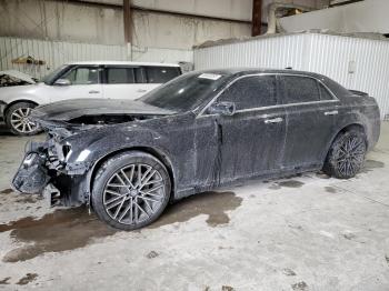  Salvage Chrysler 300