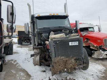  Salvage Peterbilt 579