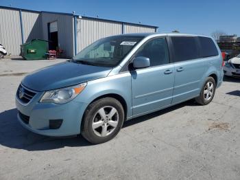  Salvage Volkswagen Routan