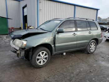  Salvage Toyota Highlander