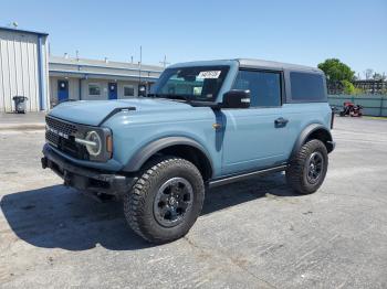  Salvage Ford Bronco