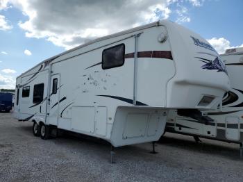  Salvage Montana 5th Wheel