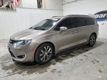  Salvage Chrysler Pacifica
