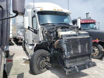  Salvage Peterbilt 579