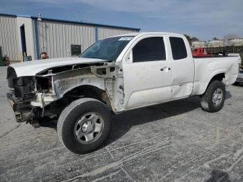  Salvage Toyota Tacoma