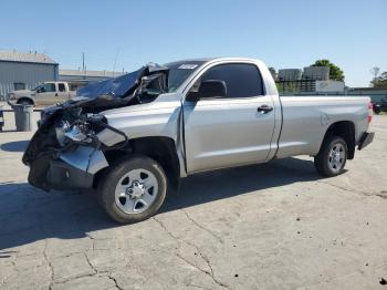  Salvage Toyota Tundra
