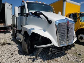  Salvage Kenworth T680