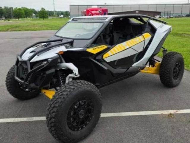  Salvage Can-Am Maverick R