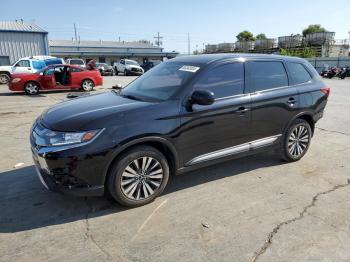  Salvage Mitsubishi Outlander