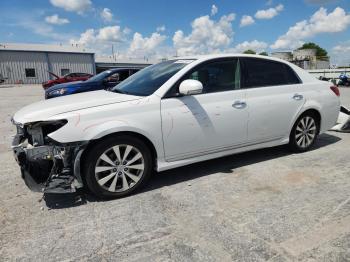  Salvage Toyota Avalon