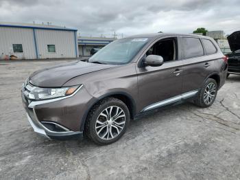  Salvage Mitsubishi Outlander