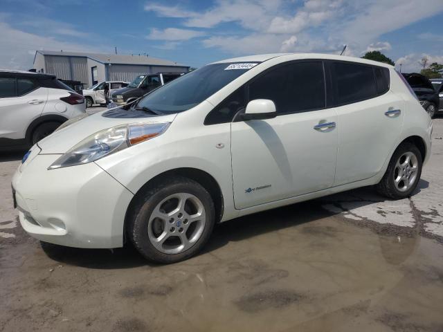  Salvage Nissan LEAF