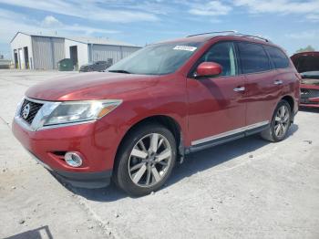  Salvage Nissan Pathfinder