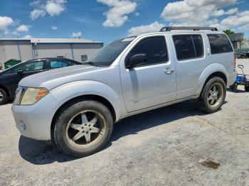  Salvage Nissan Pathfinder