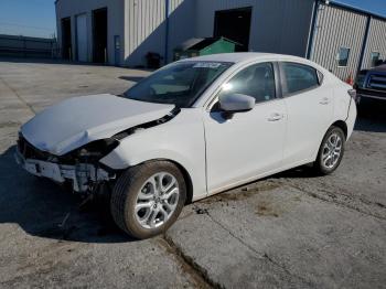  Salvage Toyota Yaris