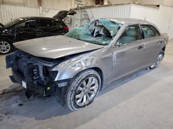  Salvage Chrysler 300