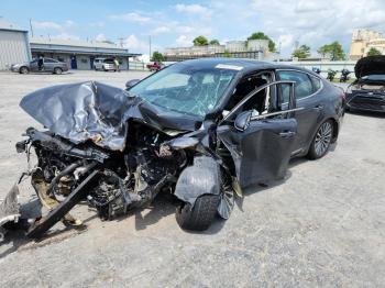  Salvage Kia Cadenza