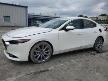  Salvage Mazda 3