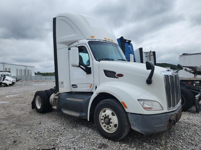  Salvage Peterbilt Tractor 579
