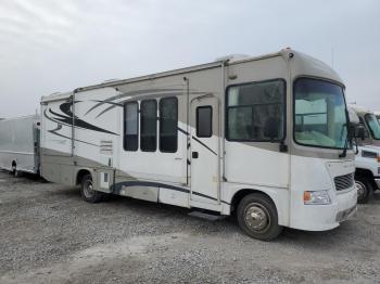  Salvage Workhorse Custom Cha Motorhome